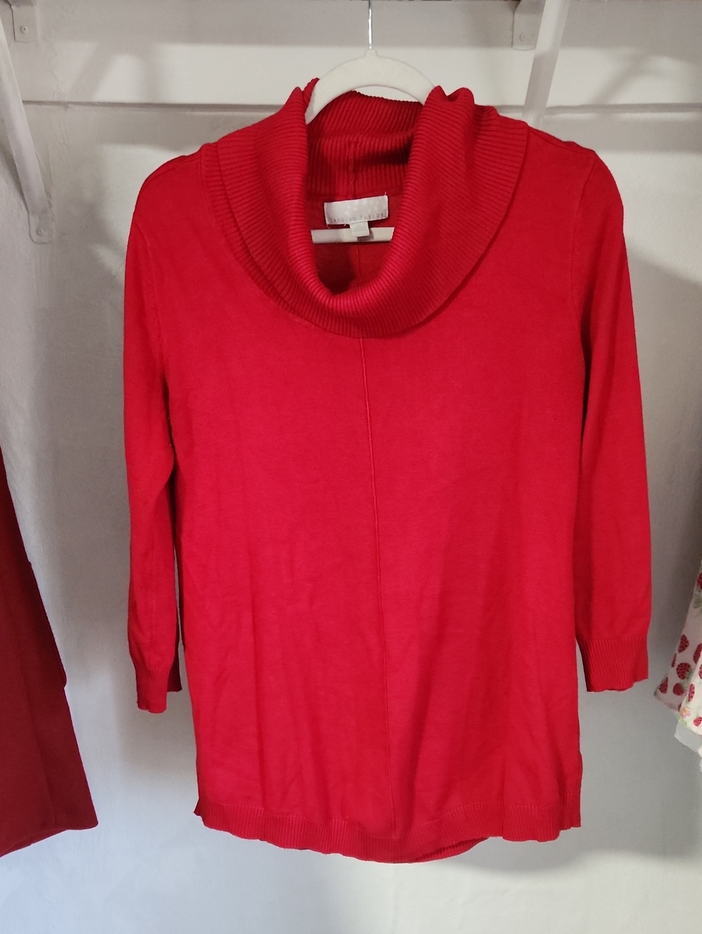 Size L Carolyn Taylor Red Cowl Neck Sweater